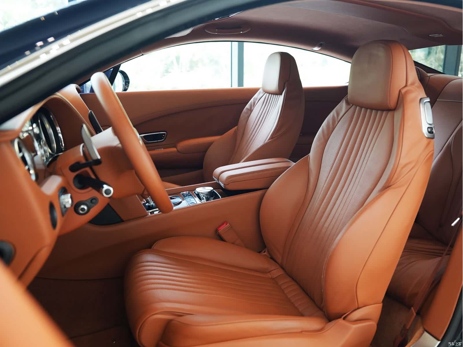 Bentley Continental GT, 2017 11