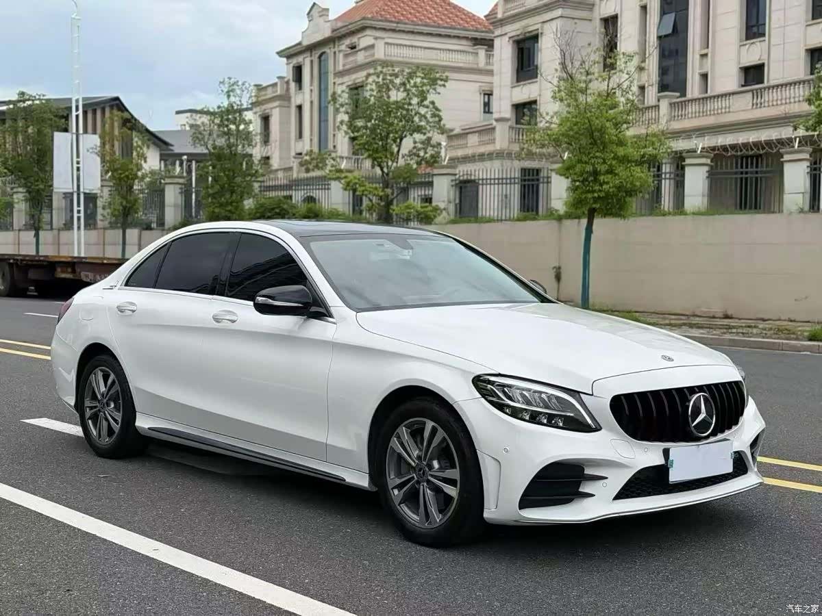 Mercedes-Benz C-Class, 2020 3