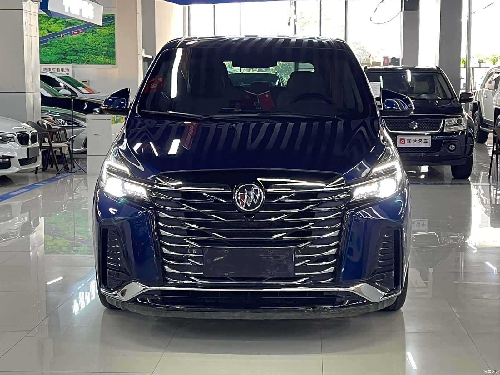 Buick GL8, 2023 2