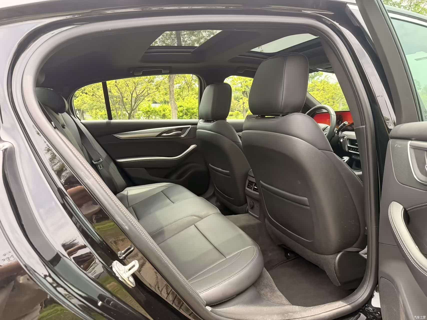 Cadillac CT5, 2026 12