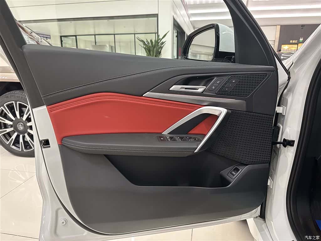 BMW X1, 2026 6