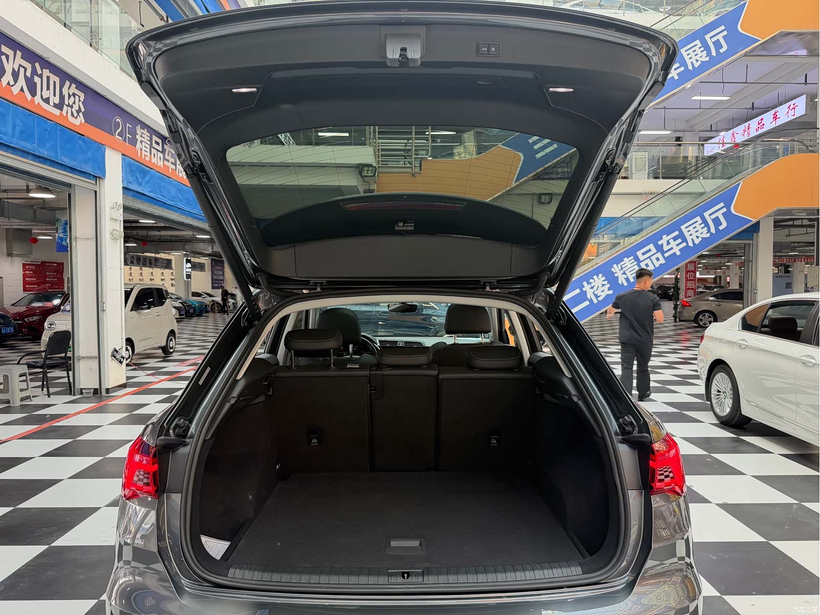 Audi Q3, 2022 17