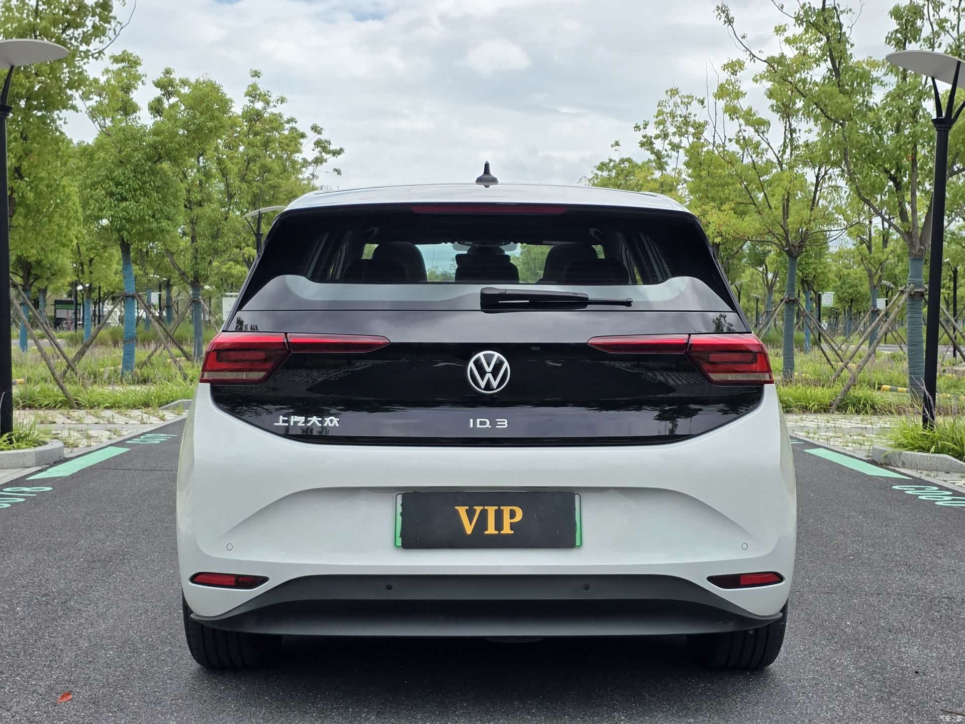Volkswagen ID.3, 2025 все фото