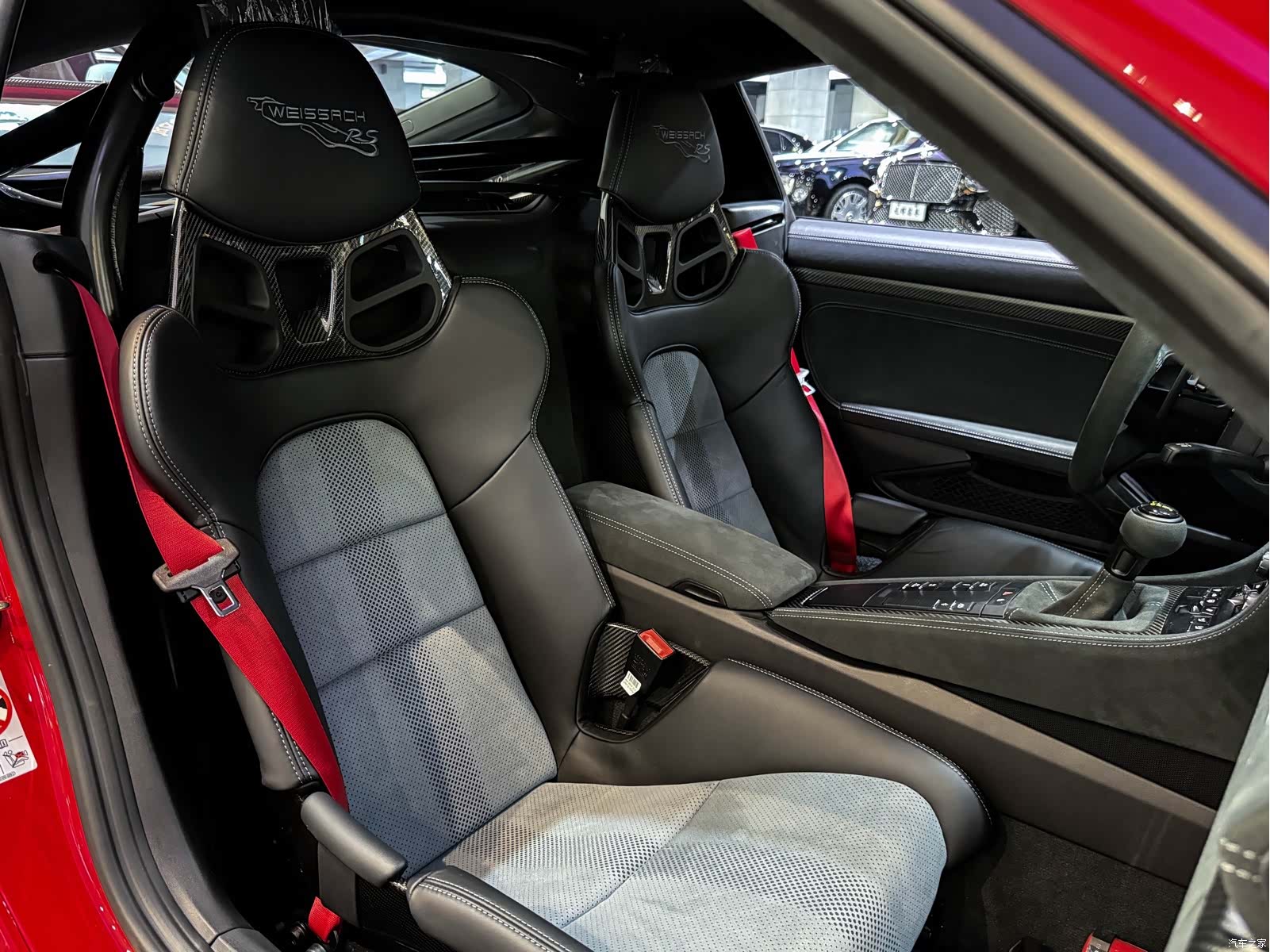 Porsche Cayman, 2024 30
