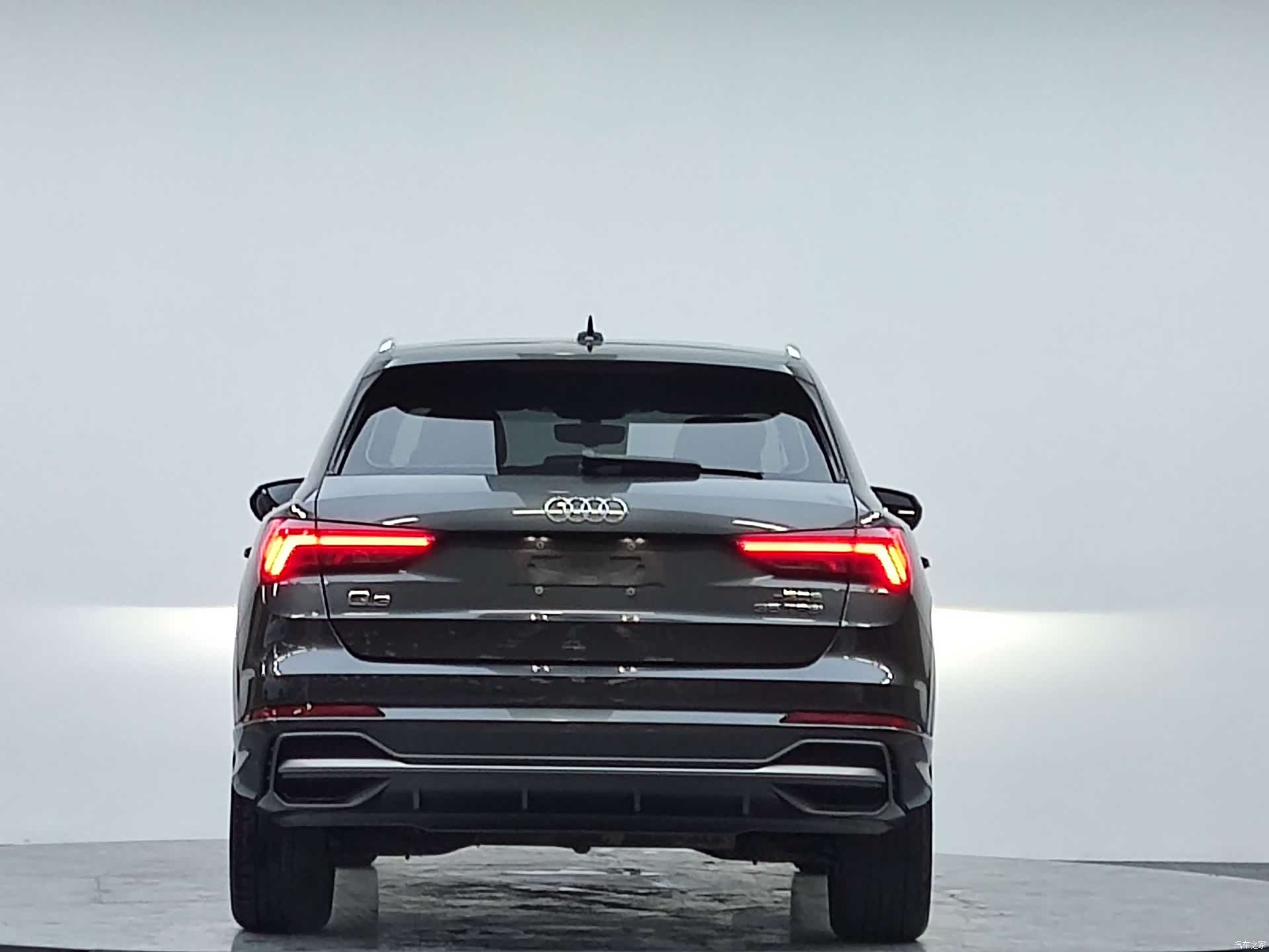 Audi Q3, 2023 все фото