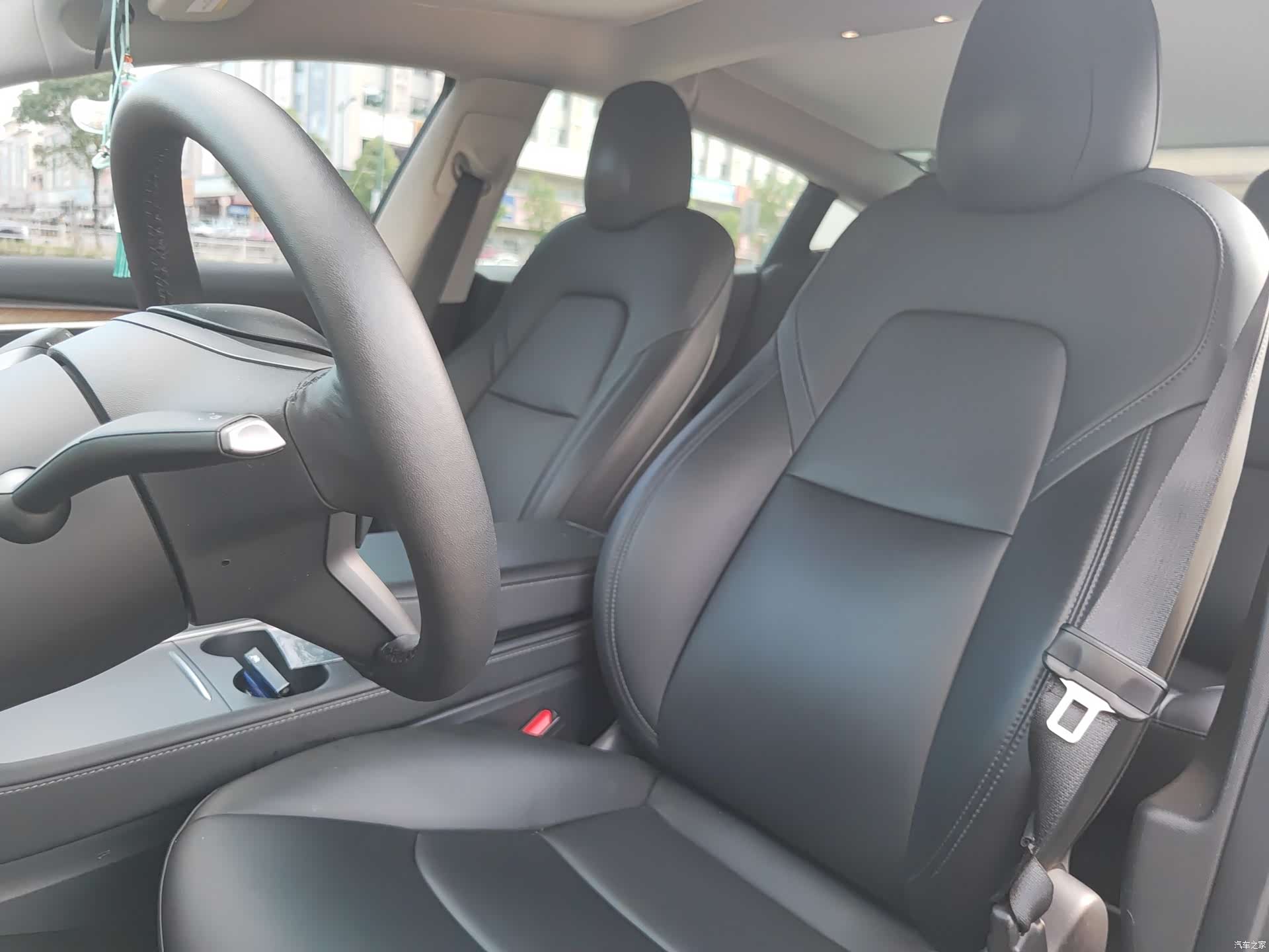 Tesla Model 3, 2021 11