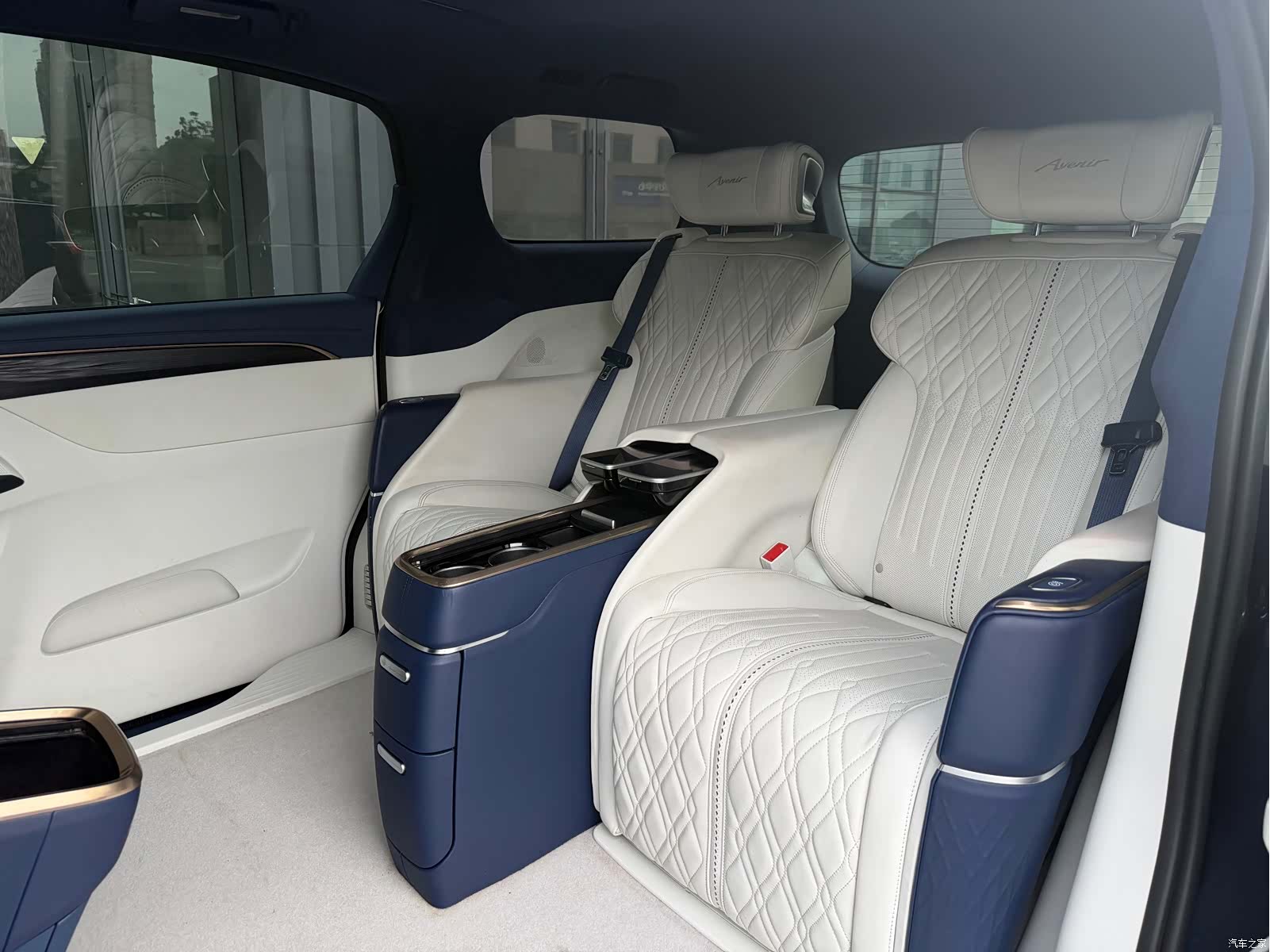 Buick GL8, 2020 12