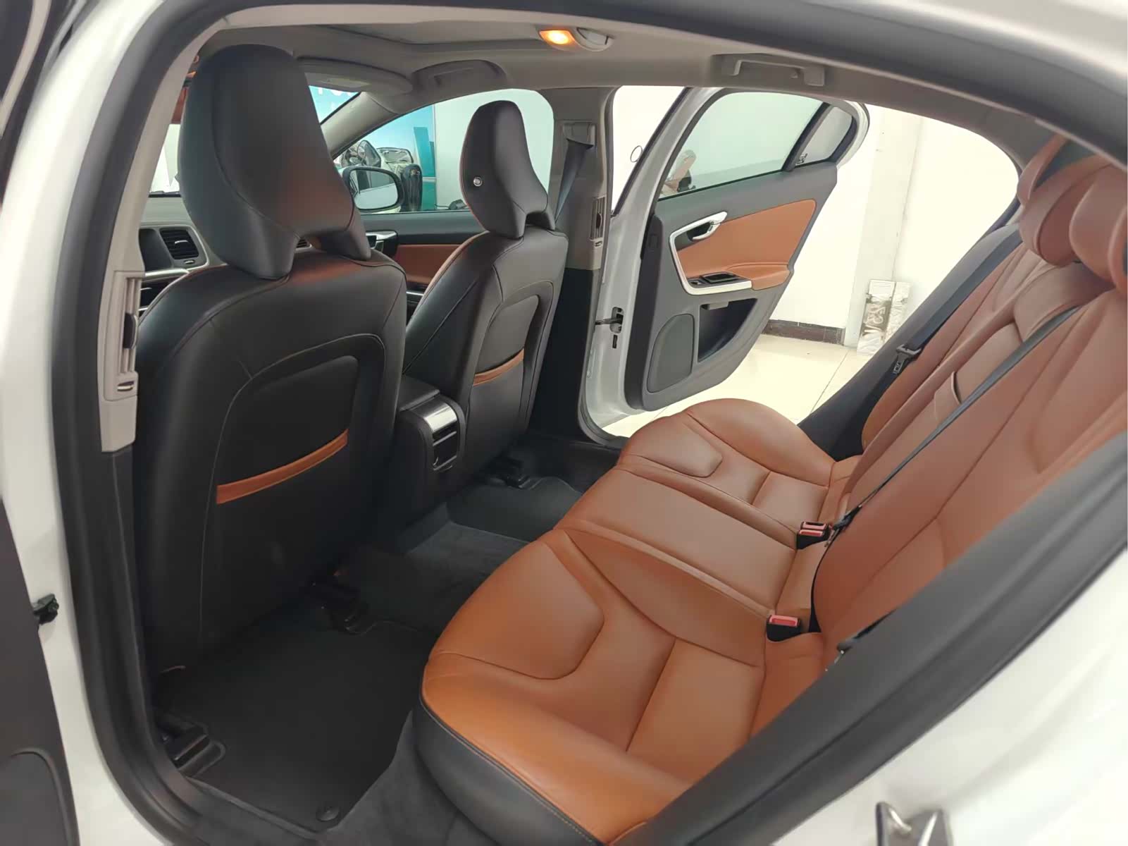Volvo S60, 2018 12