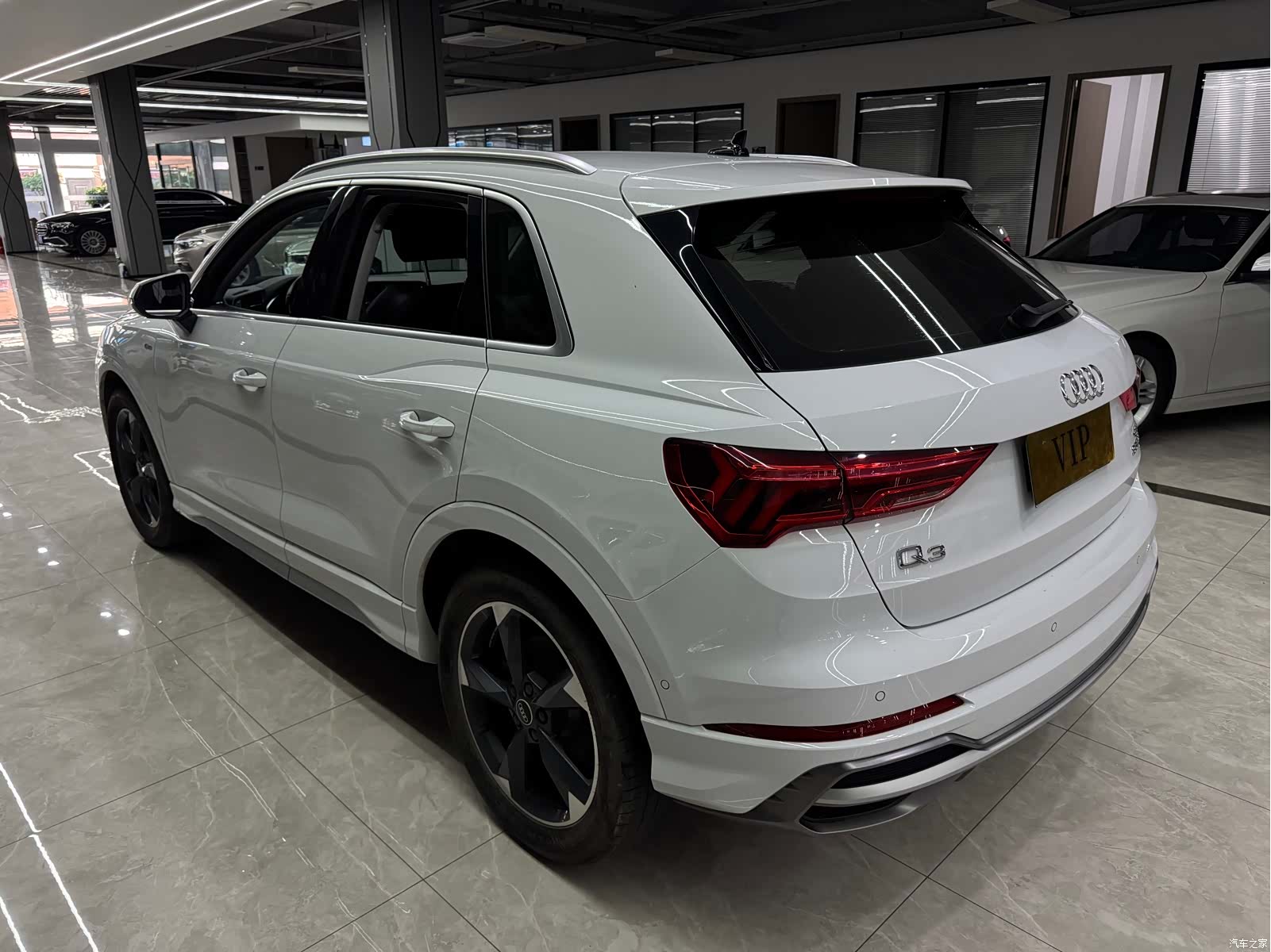 Audi Q3, 2022 6