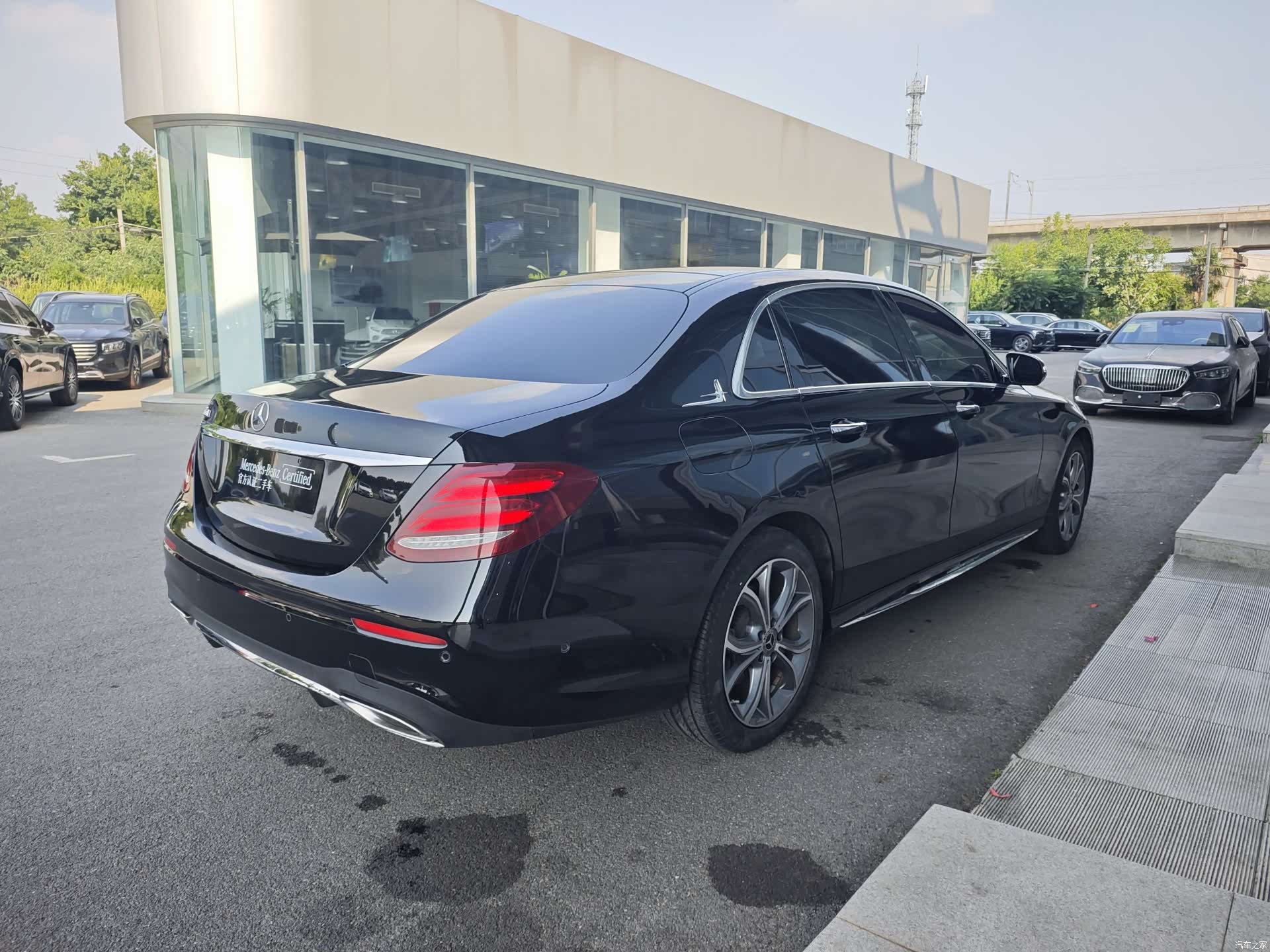 Mercedes-Benz E-Class, 2020 3