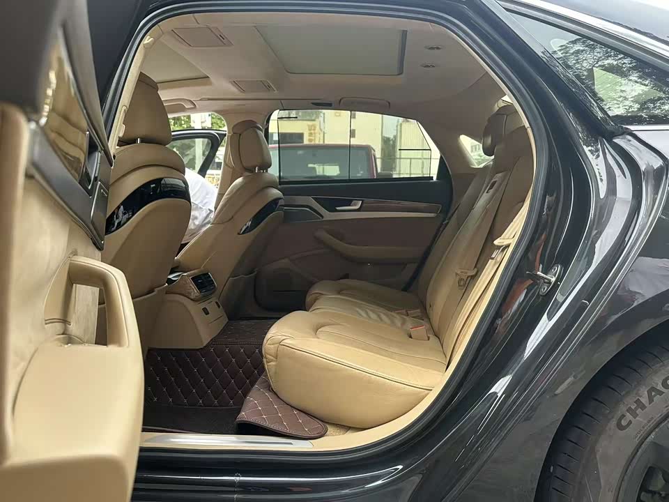 Audi A8 Audi A8