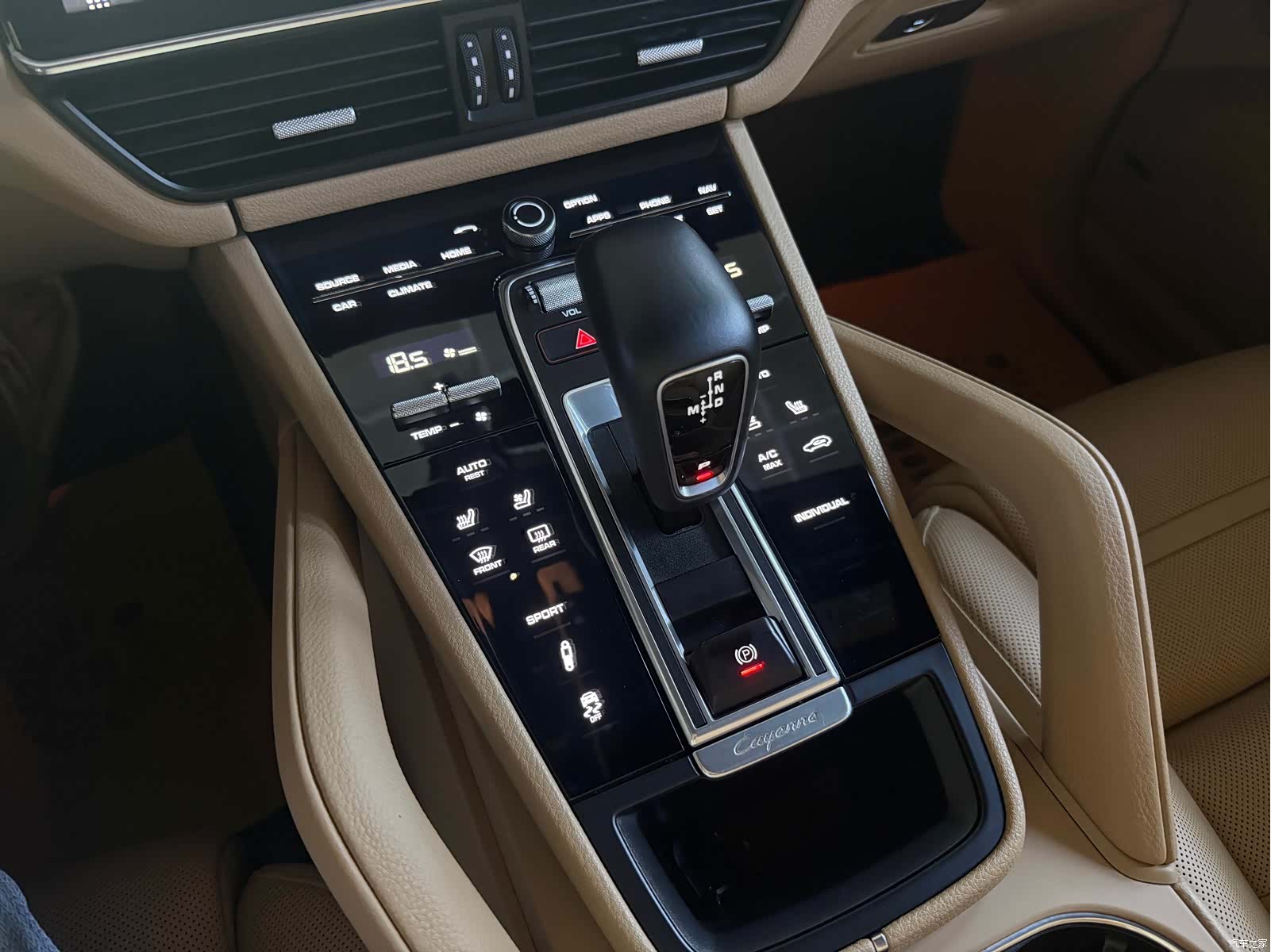 Porsche Cayenne, 2019 9