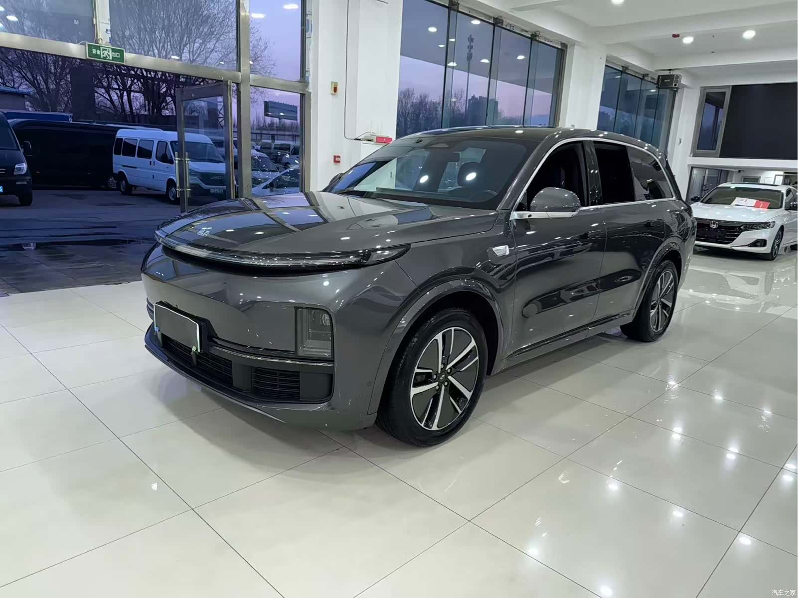 Li Auto L8, 2024 1
