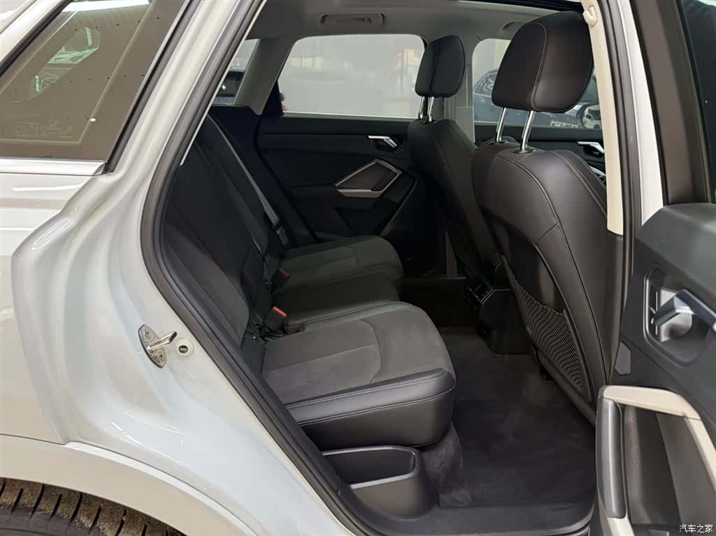 Audi Q3, 2023 22