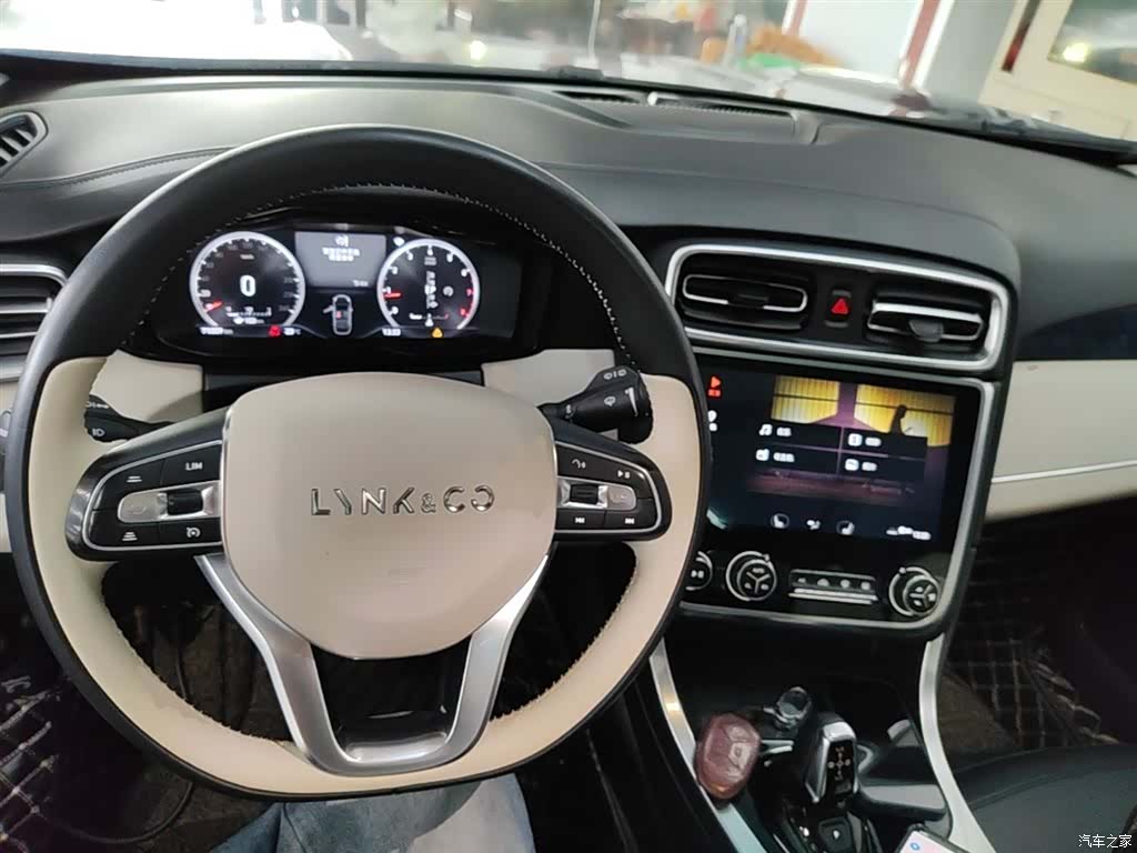 Lynk & Co 01, 2018 10