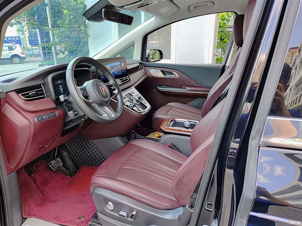 Hongqi HQ9, 2023 7