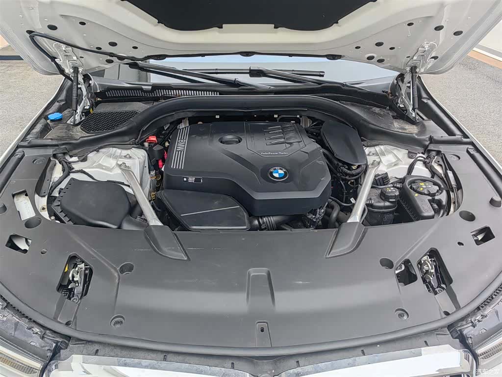 BMW 6 Series GT, 2024 17
