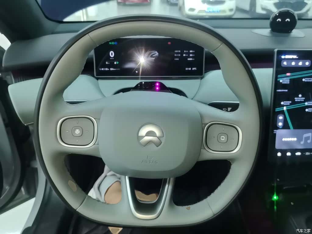 NIO ET5, 2025 11