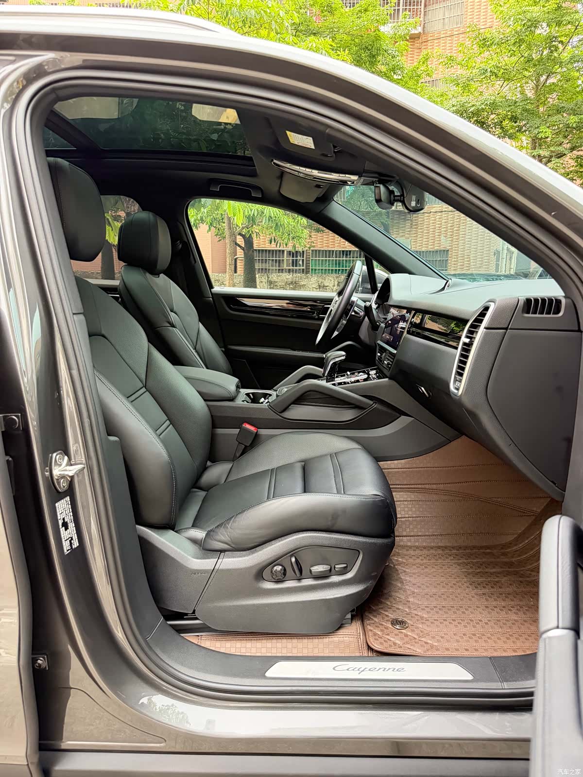 Porsche Cayenne, 2023 14