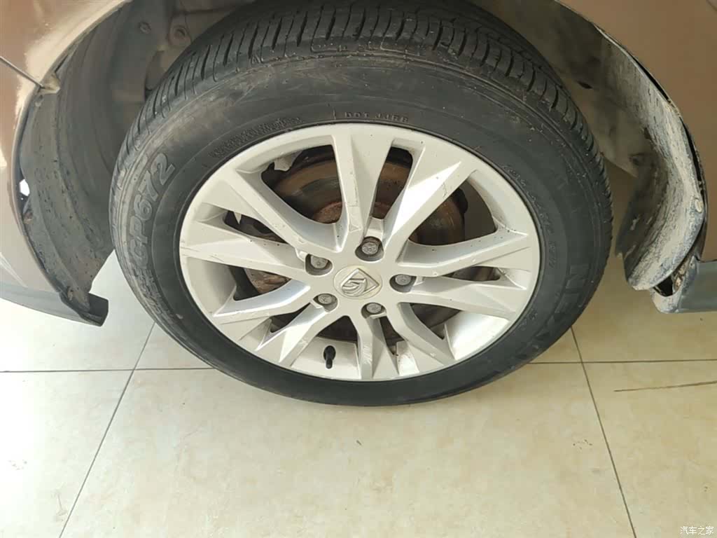 Wuling 730, 2016 23