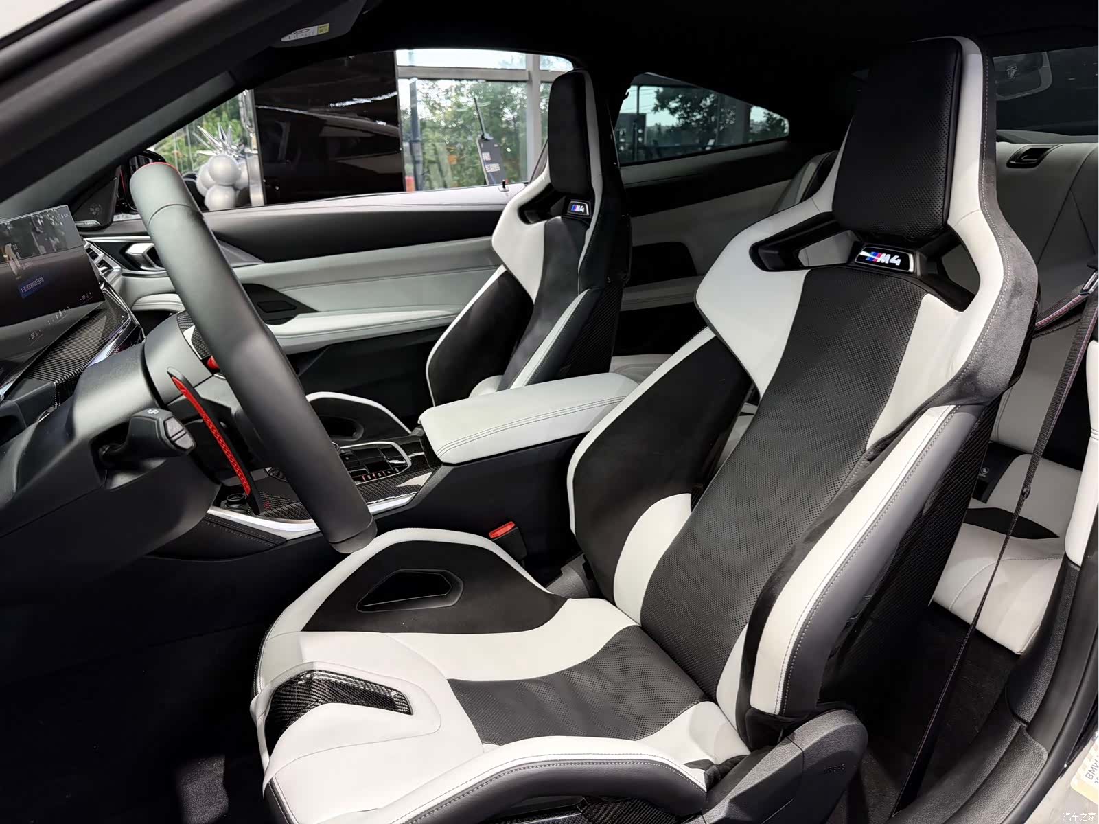BMW M4, 2025 8