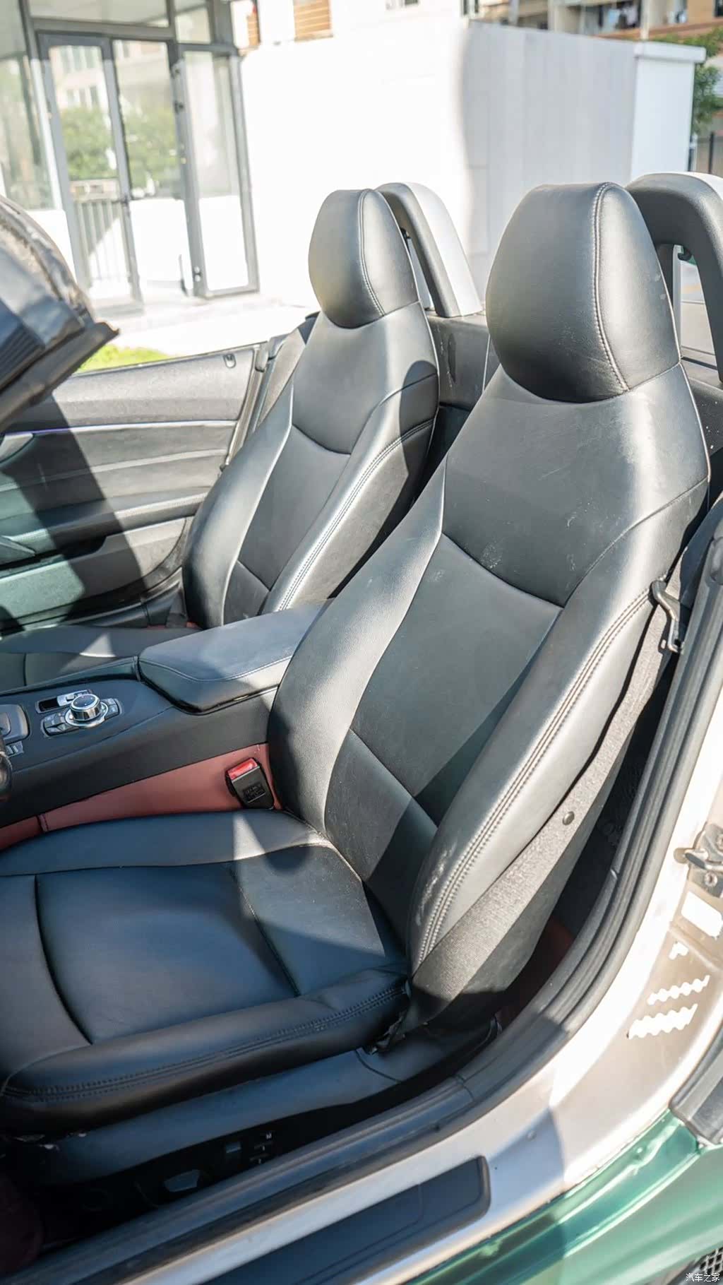 BMW Z4, 2011 4
