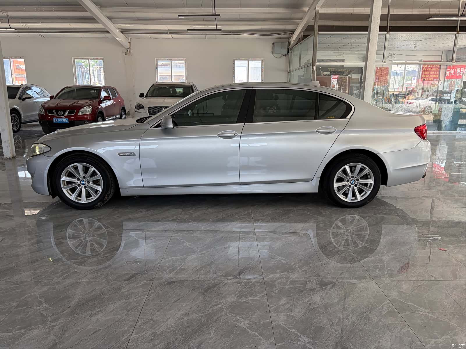 BMW 5 Series, 2011 3