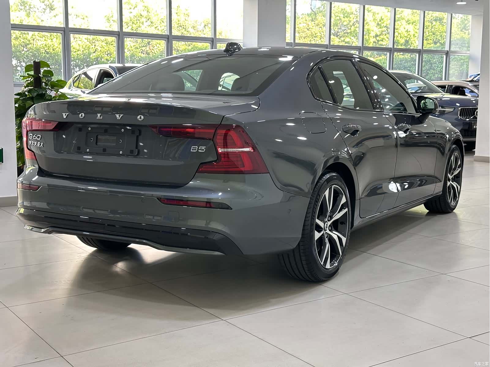 Volvo S60, 1900 все фото