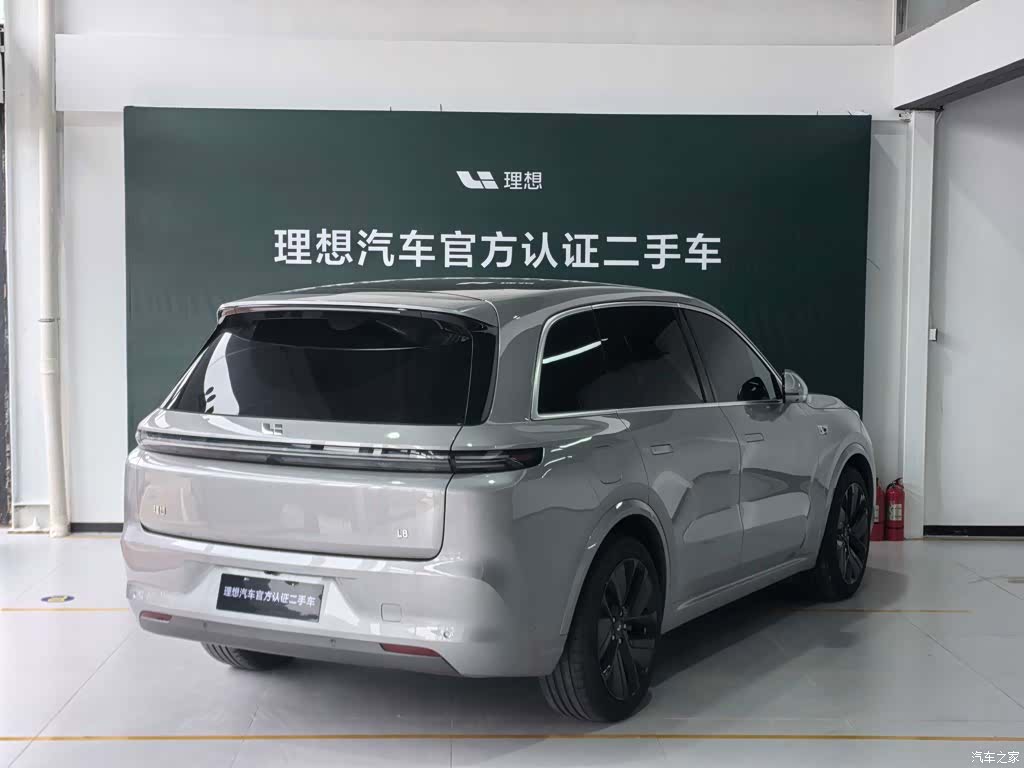 Li Auto L8, 2023 3