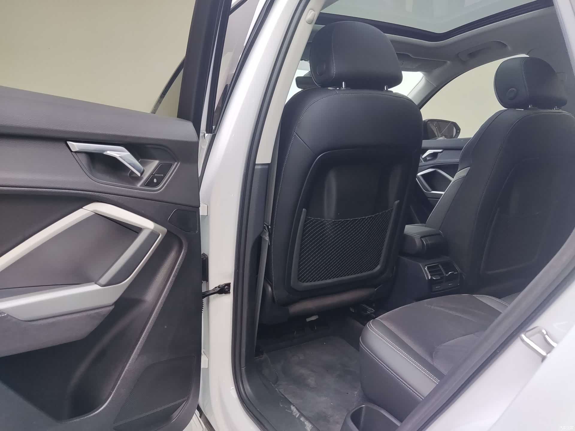 Audi Q3, 2022 17