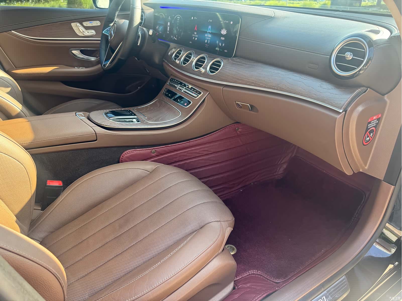 Mercedes-Benz E-Class, 2021 11