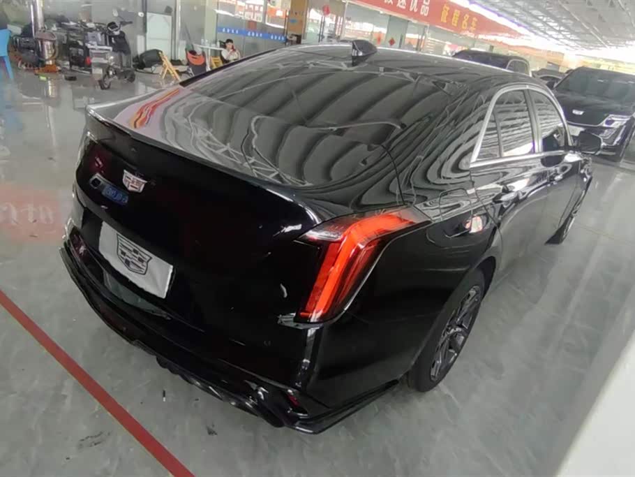 Cadillac CT4