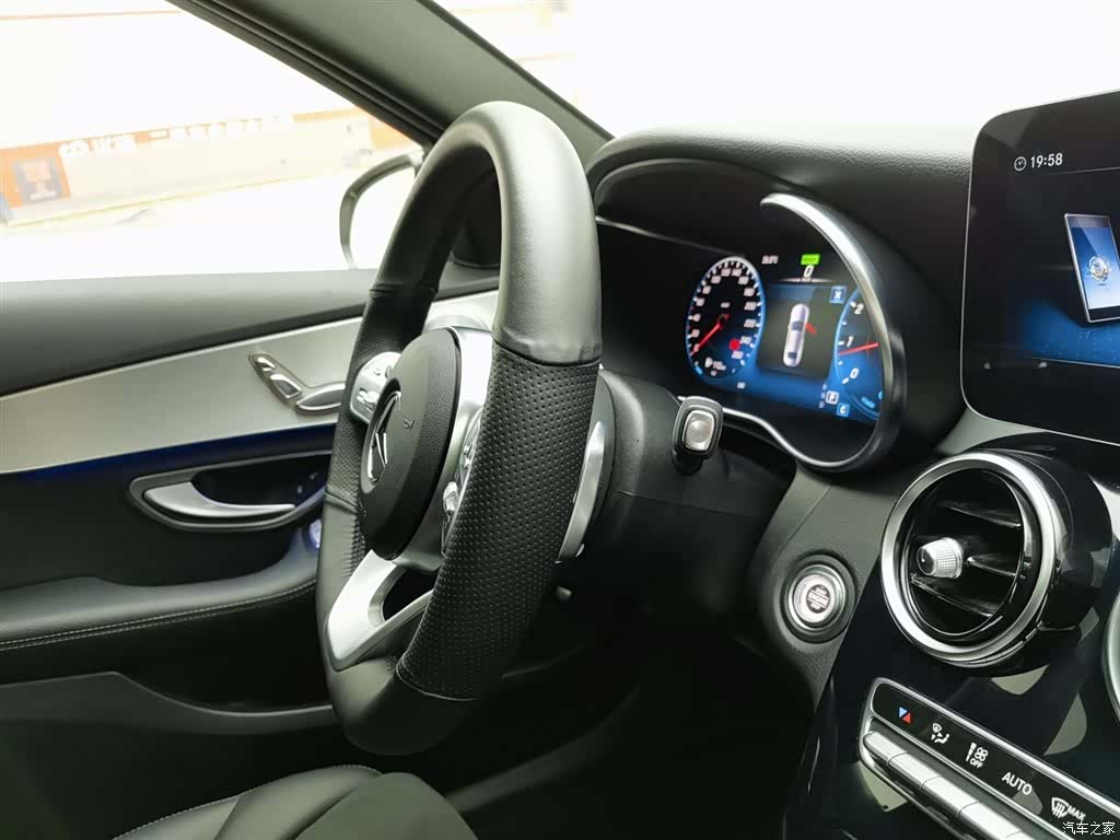 Mercedes-Benz C-Class, 2021 22