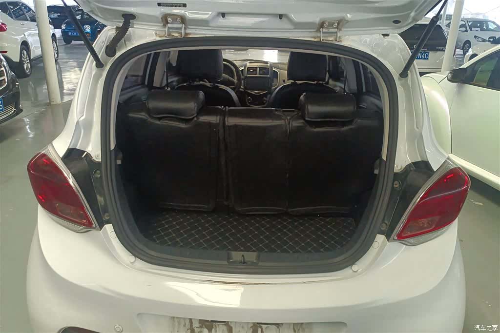 Changan E-Star, 2021 4
