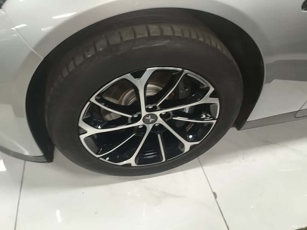 Xpeng P7, 2023 23