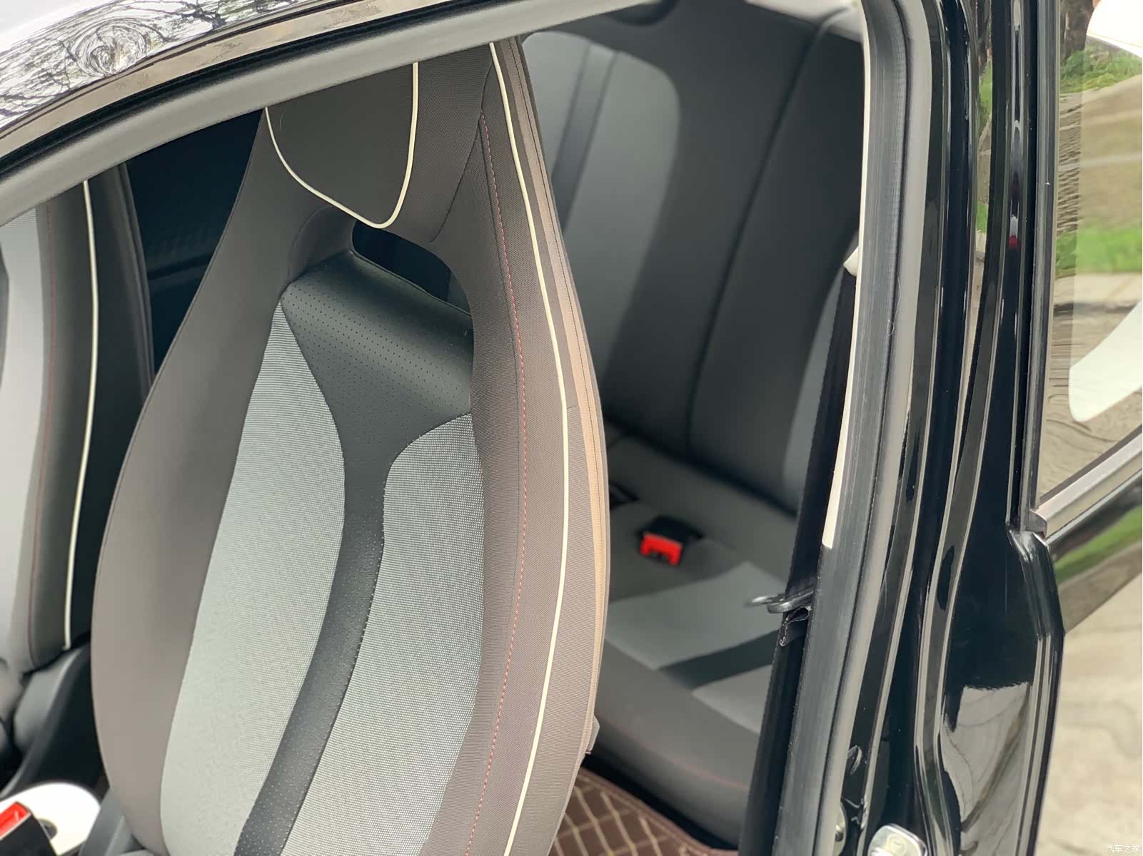 Wuling MINIEV, 2022 13