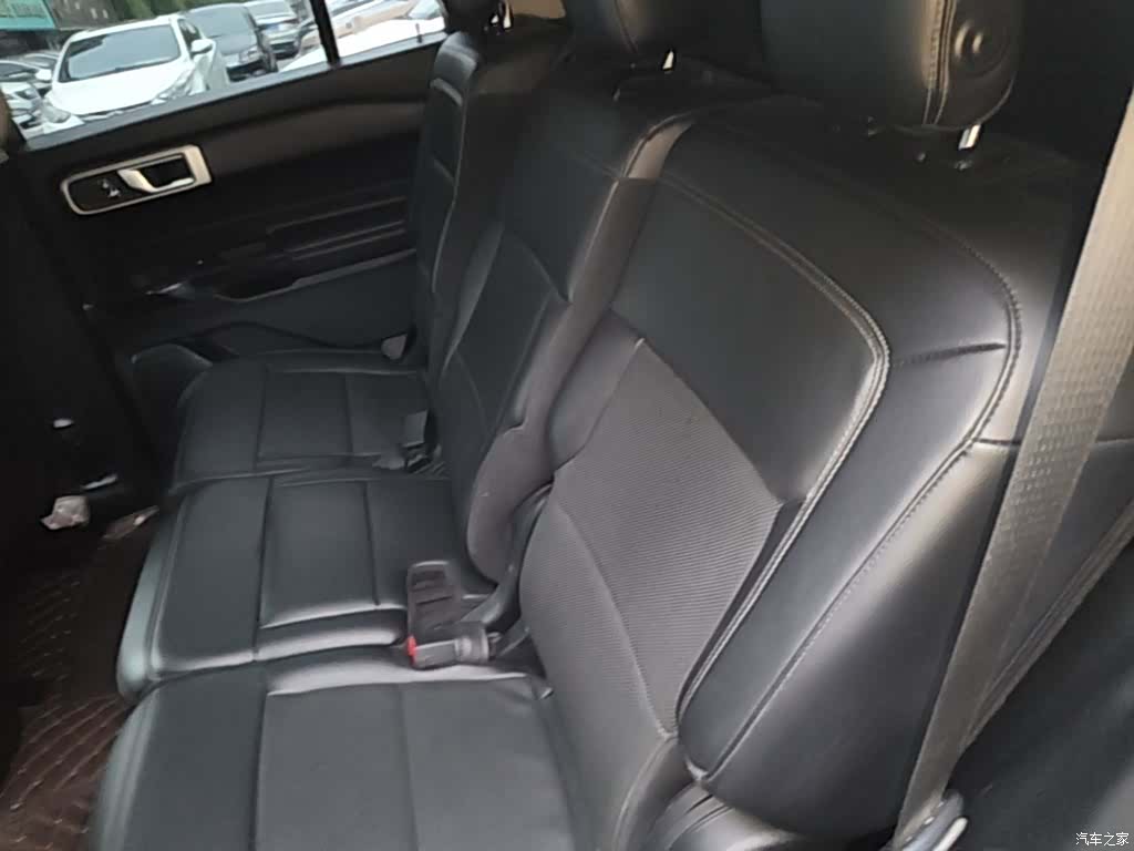 Ford Explorer, 2020 17
