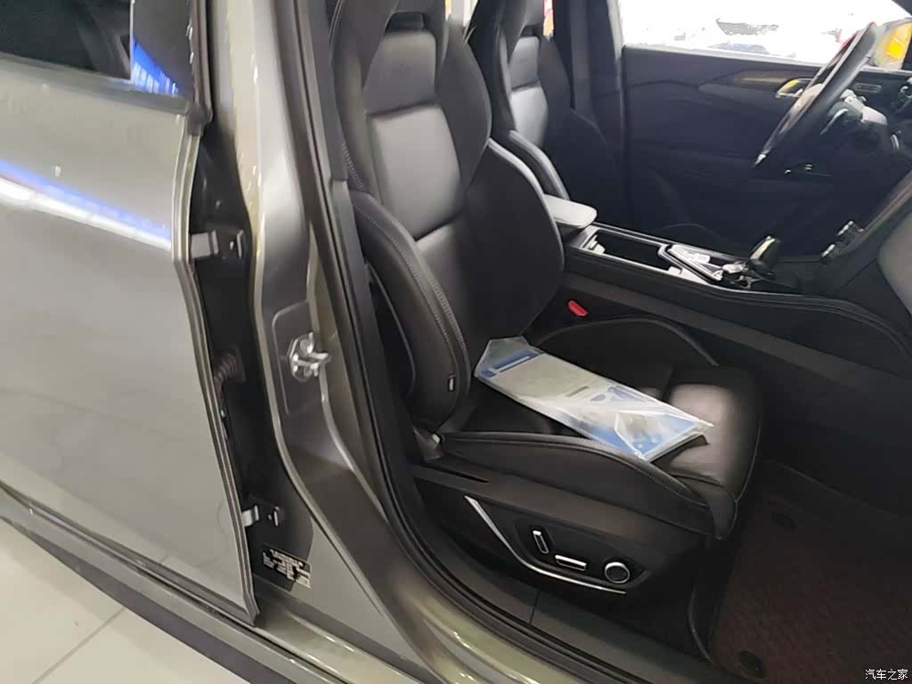 Lynk & Co 02, 2022 25