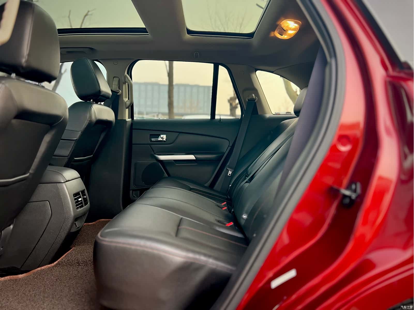 Ford Edge, 2015 27