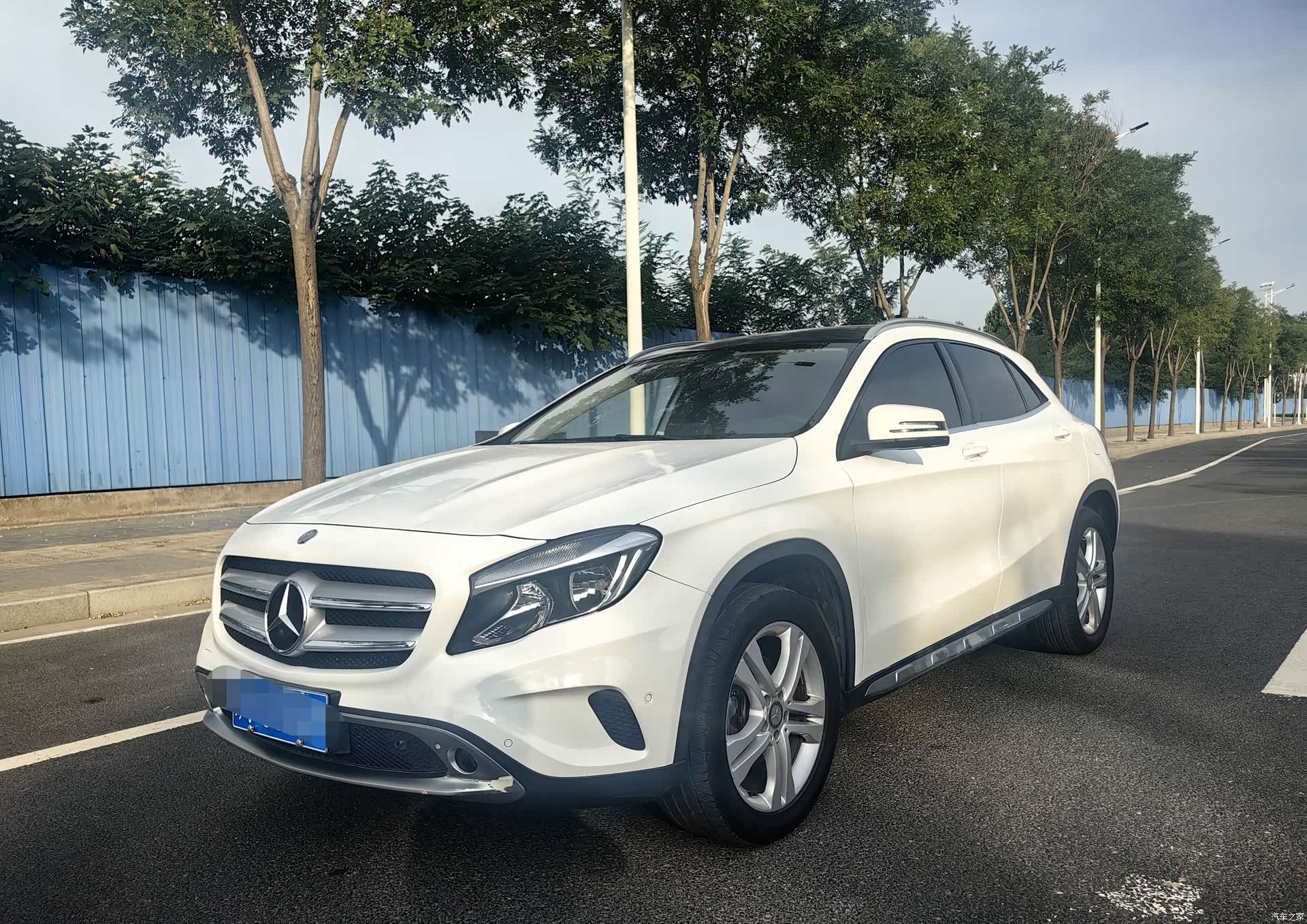 Mercedes-Benz GLA, 2016 1