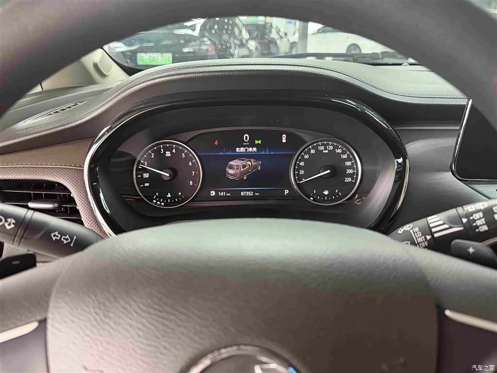 Buick GL8, 2022 10