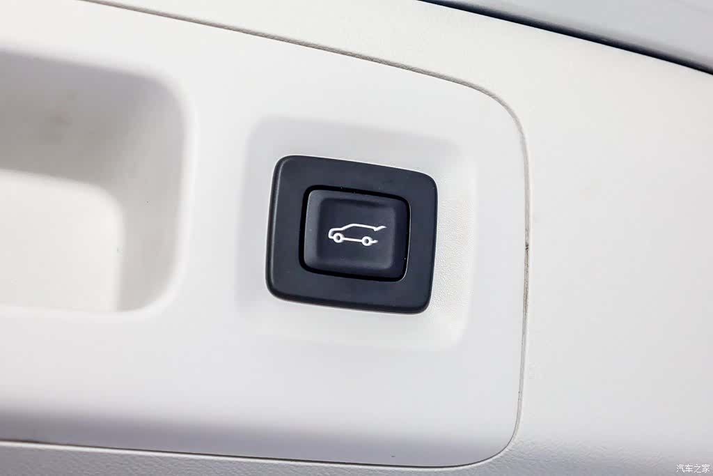 Buick GL8, 2024 30