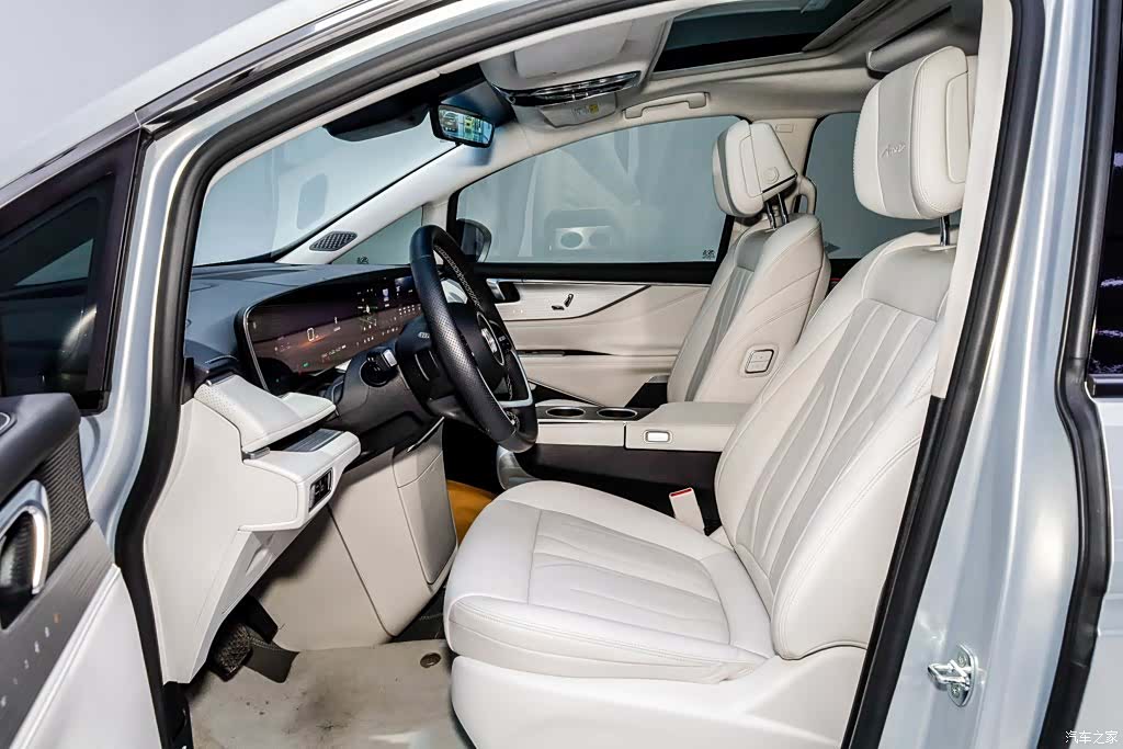 Buick GL8, 2024 17