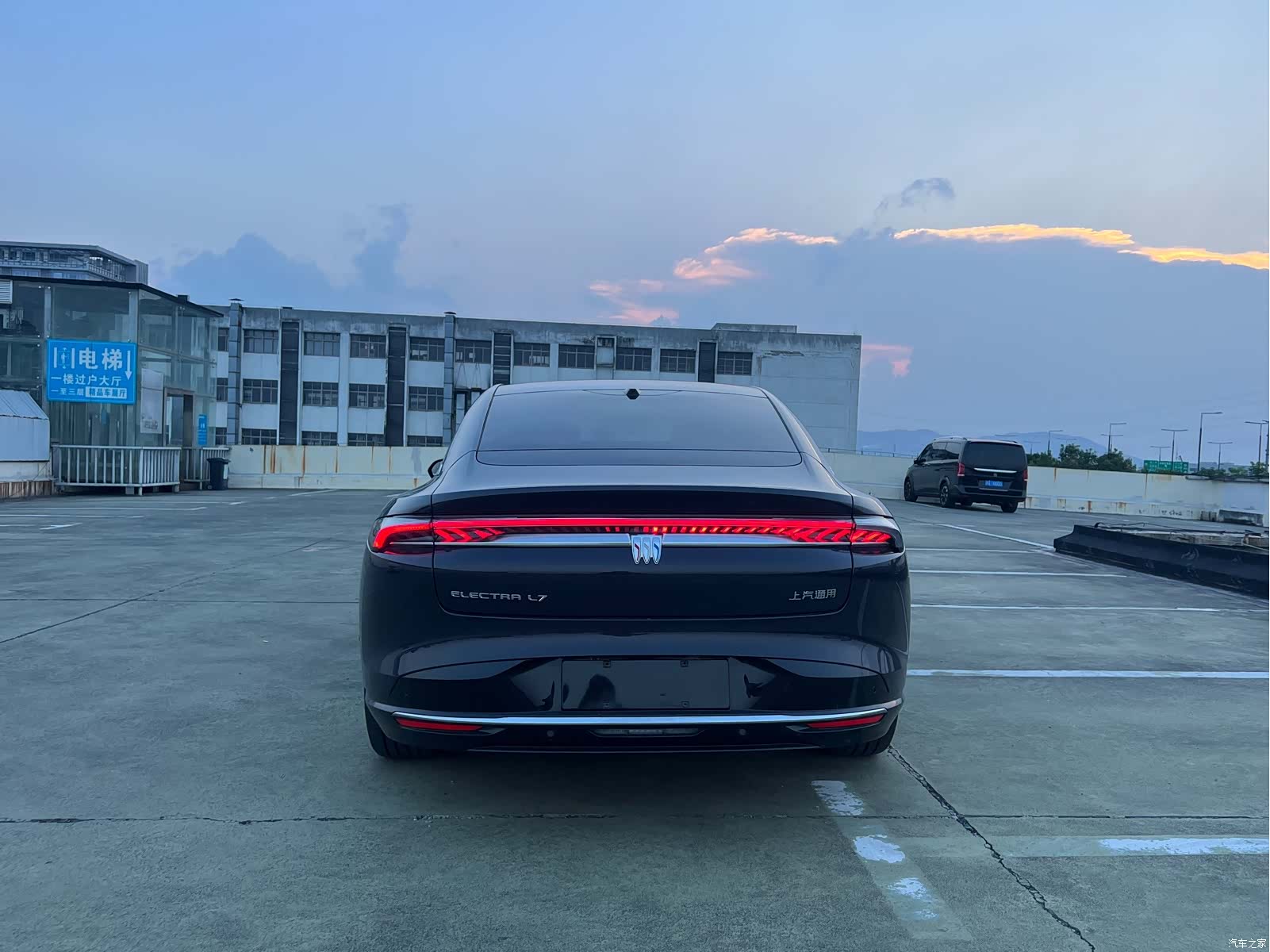 Buick L7, 2025 все фото