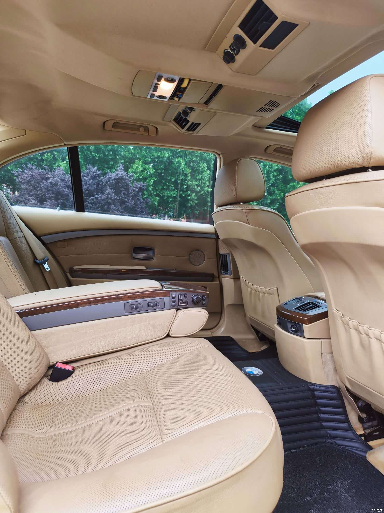 BMW 7 Series, 2005 23