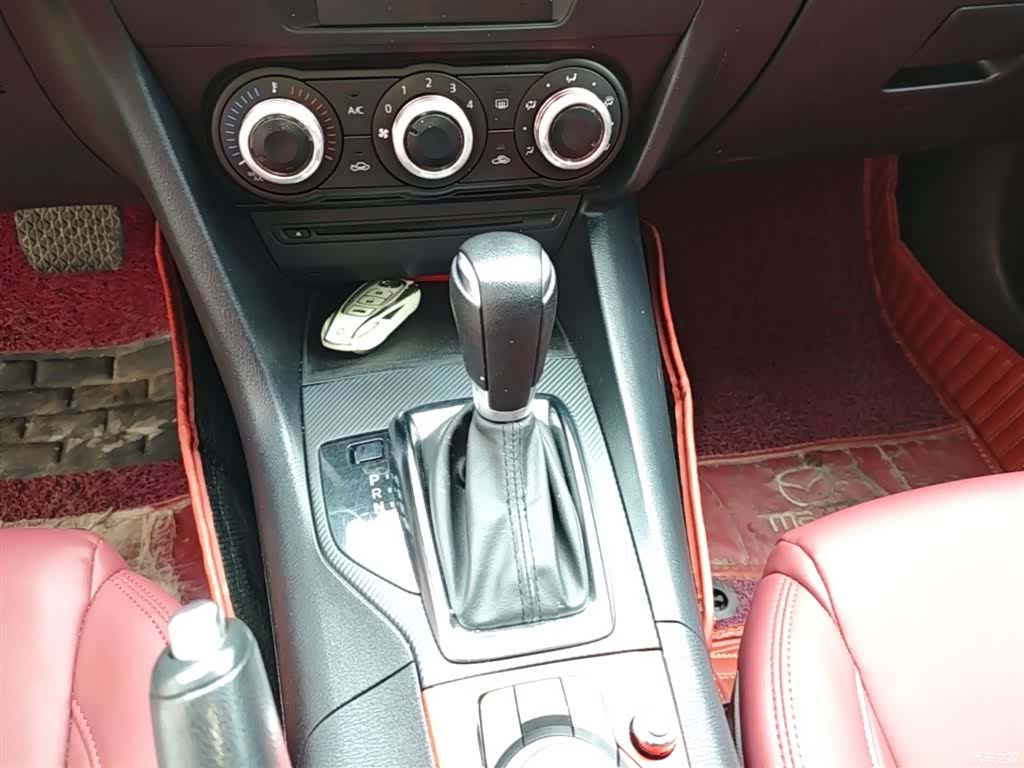 Mazda Mazda3, 2016 14