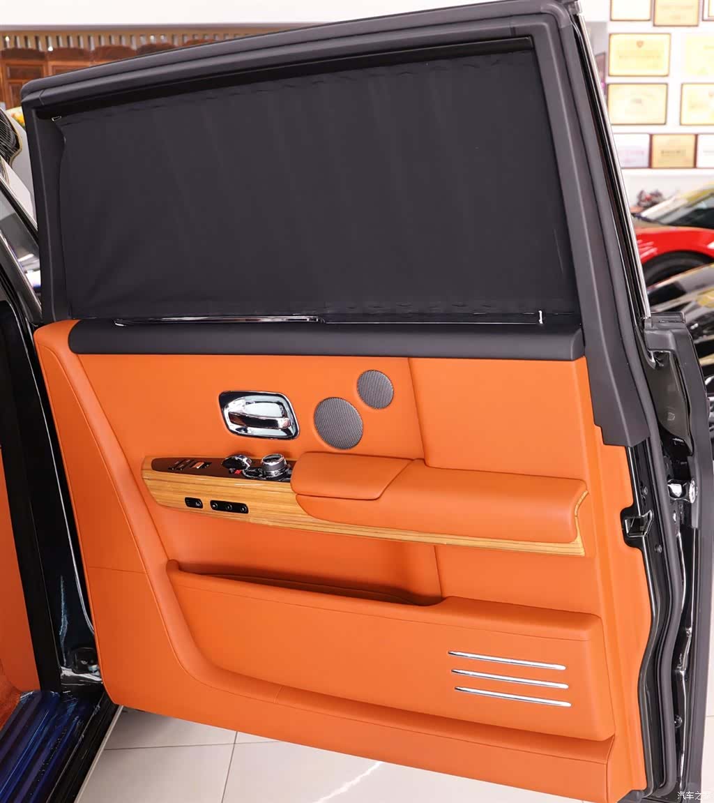 Rolls-Royce Phantom, 2019 16