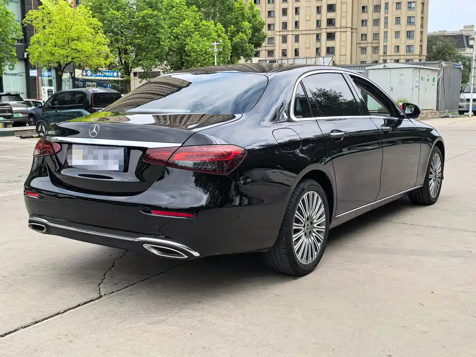 Mercedes-Benz E-class Mercedes-Benz E-class