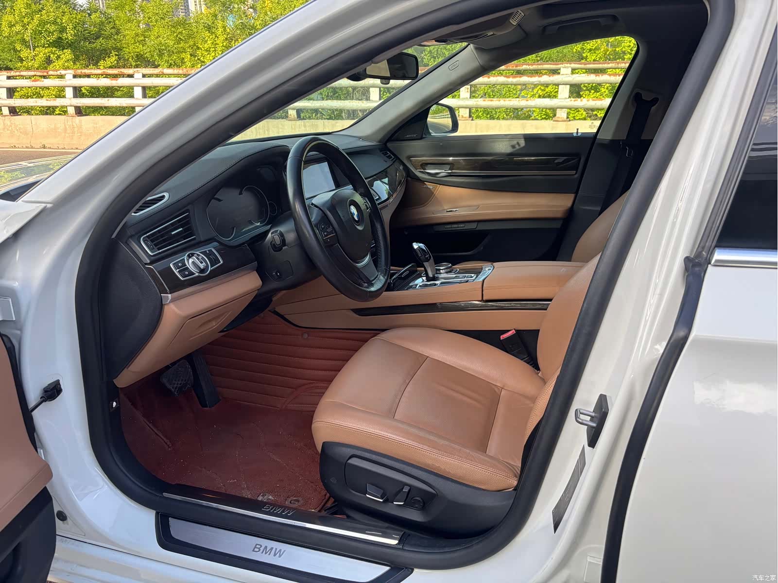 BMW 7 Series, 2013 4