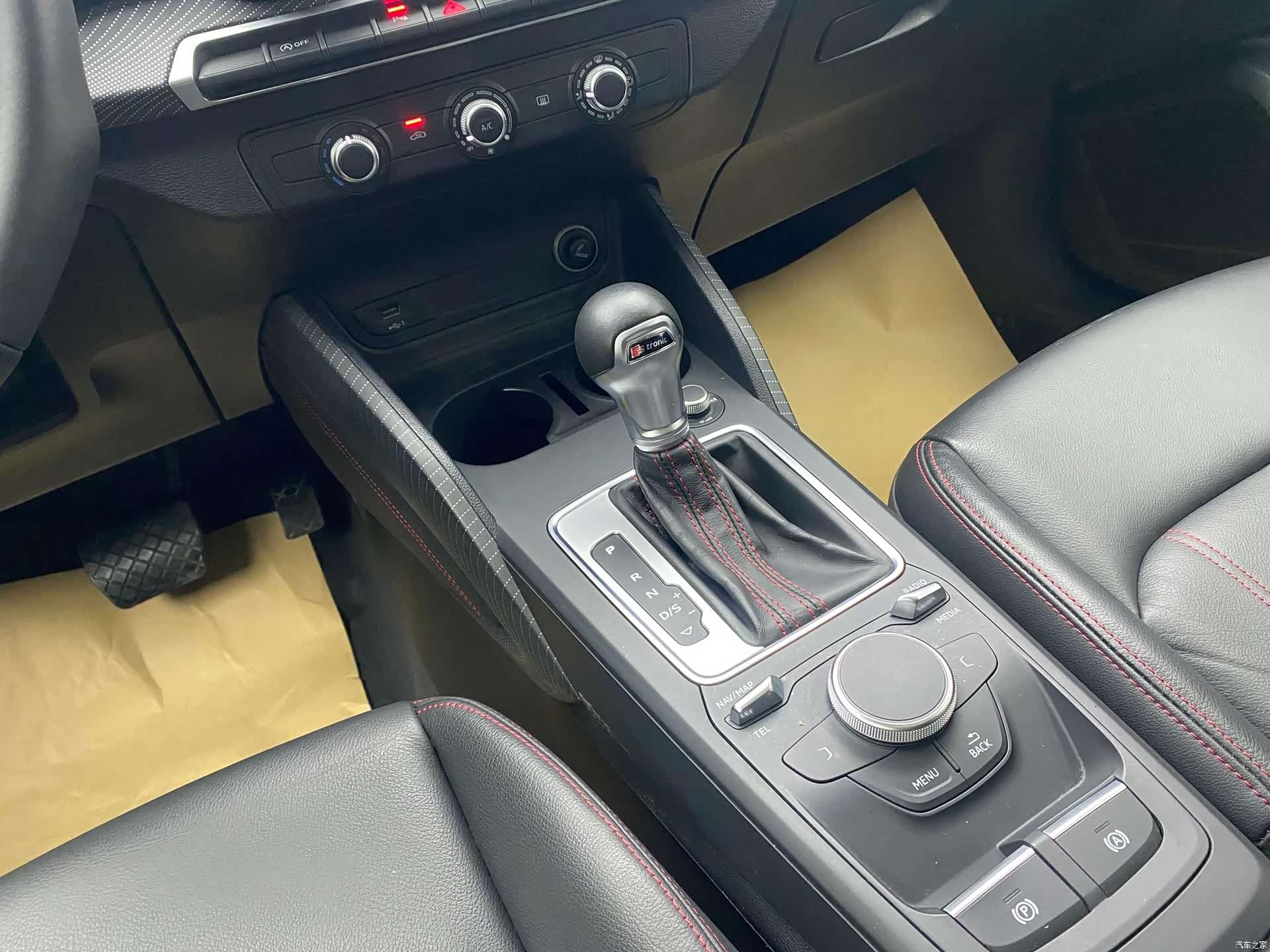 Audi Q2L, 2022 30